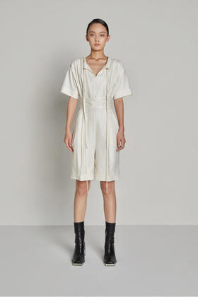 抽绳领宽腰带短款连体裤