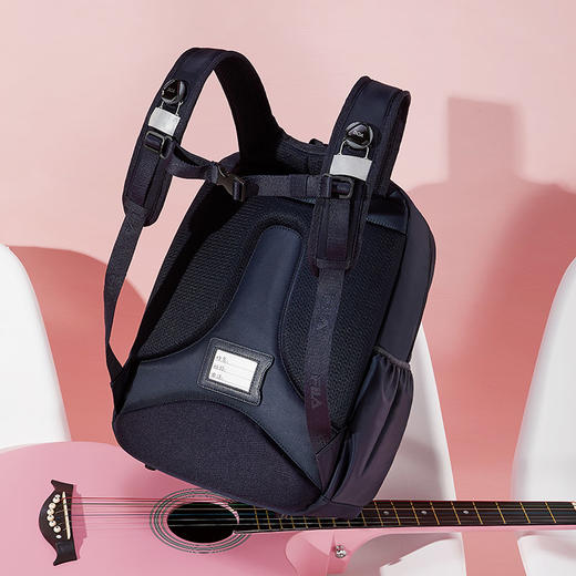 小斐乐儿童双肩包2022春季新款男女童大容量护脊减负高年级书包K18B211153F 商品图3