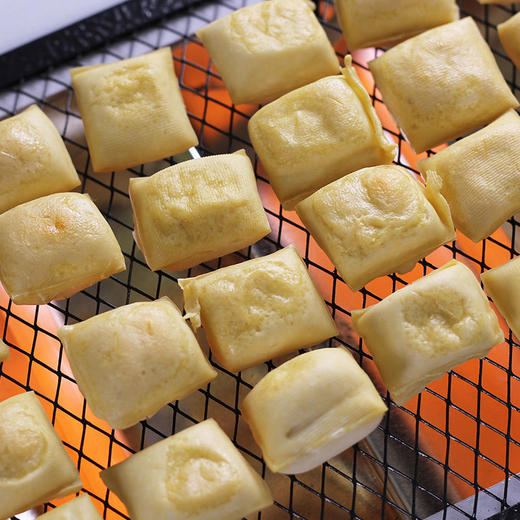 赠送专用辣椒面【会“爆浆”的豆腐】云南石屏特产包浆豆腐，多种做法，可蒸、炸、烤、煮，外酥里嫩，无论外层烤的多焦脆，里面依旧嫩滑，免泡洗600g/盒 商品图3