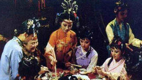 草木读书 | 四大名著中的皂史美学