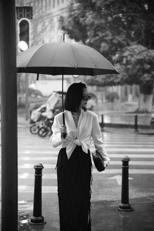 L3臣禾【深V领绑带】性感上衣9211051676【奥莱】 商品图1