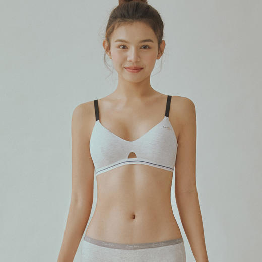 都市丽人A杯常规内衣少女三步优选薄棉质二排扣无钢圈三角杯少女文胸LB22F3 商品图0