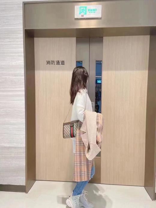 3楼阿玛施AMASS白色羊绒毛衣 商品图2