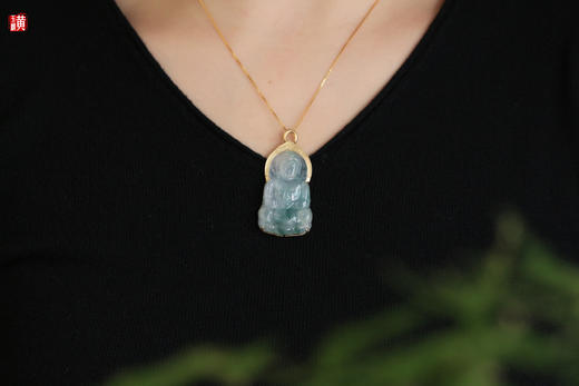 天然翡翠【观音】吊坠  镶嵌：18K金 商品图4