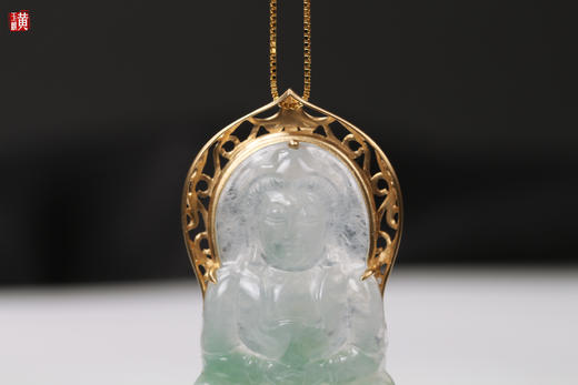 天然翡翠【观音】吊坠   镶嵌：18K金镶 商品图3