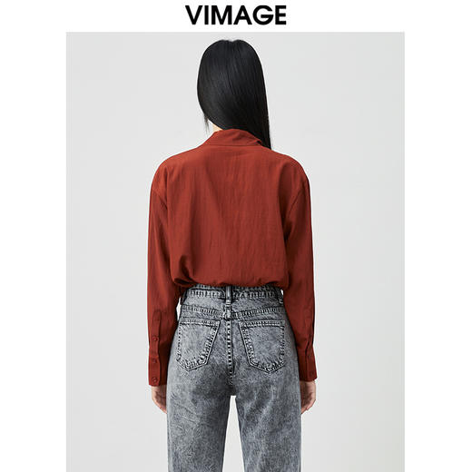 VIMAGE纬漫纪秋款个性洋气绑带设计感通勤喇衬衫小上衣VC2113216 商品图4