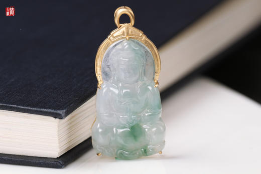 天然翡翠【观音】吊坠  镶嵌：18K金 商品图0