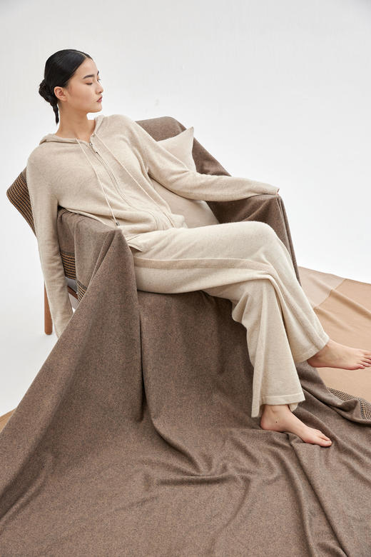 针梭相拼双面羊绒毯 SJF93P726B 商品图0