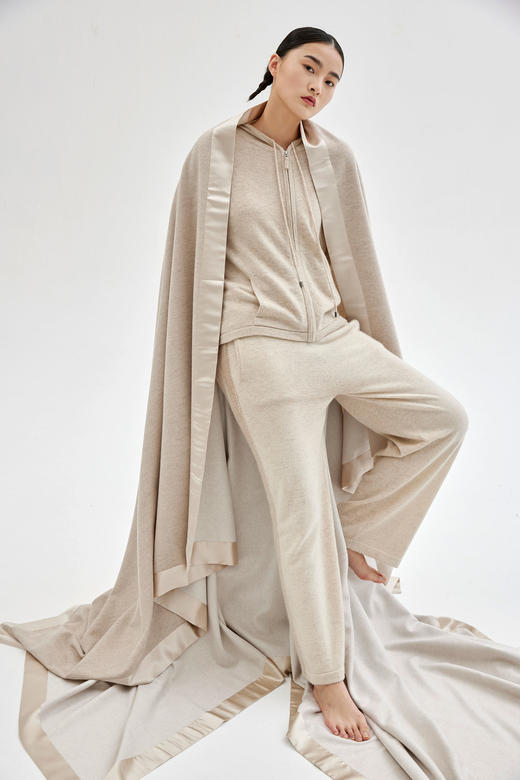 真丝包边双面羊绒毯 SJF93P781A SJF93P781B 商品图0