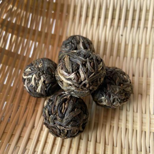 【新品】易武小产区笆依箐普洱茶生茶 商品图0