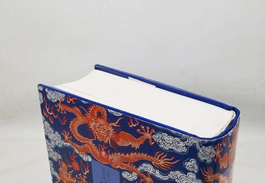 《康熙字典》，精装，16开影印，2000多页，上海古籍出版社2018年版，定价198，售价128元。品相9成左右。 商品图3