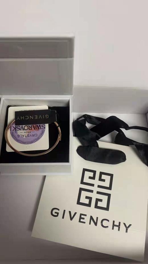 【品牌授权】Givenchy纪梵希多钻手镯手环经典满天星水晶手镯（新旧款随机发） 商品图1