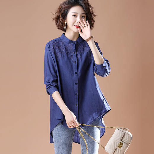 TZW-大码女装2022春新款胖mm遮肚显瘦棉麻刺绣不规则衬衫女 商品图5