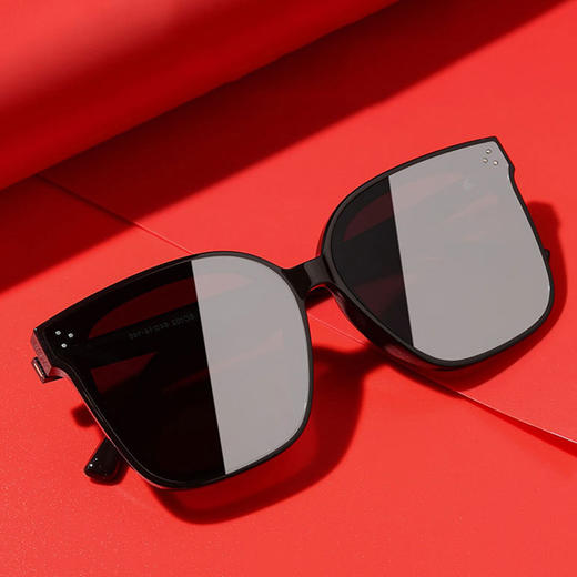 【GM同款】骊佳高清偏光太阳镜10102 高清树脂镜片，高透光，防晒防紫外线，清晰护目，视物清晰，新潮设计，时尚百搭.01 商品图0