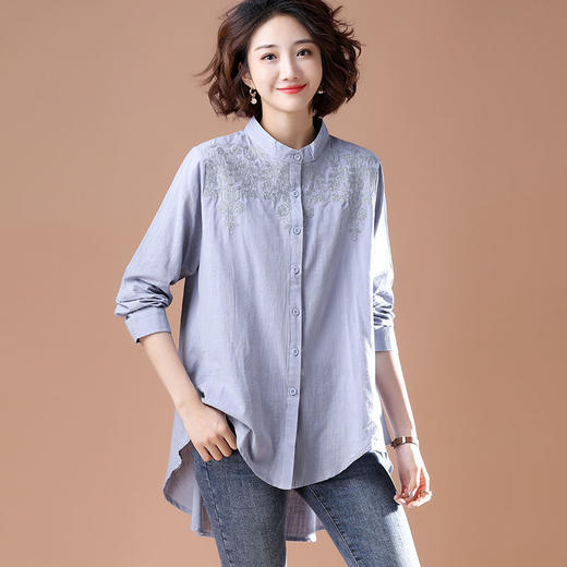 TZW-大码女装2022春新款胖mm遮肚显瘦棉麻刺绣不规则衬衫女 商品图2