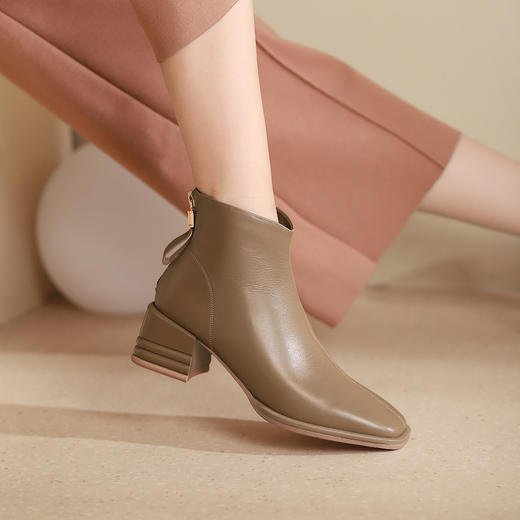 westory2021秋冬新款方头简约时尚方跟短靴女后拉链时装女靴S21DS81231 商品图0