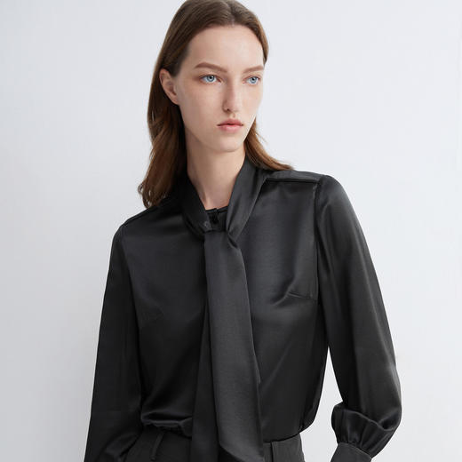 INSUN恩裳2022春季新款女衬衫9C32130020 商品图3