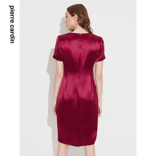皮尔卡丹女装夏季新款酒红色短袖连衣裙婚庆装P1202D1041D0
 商品图2