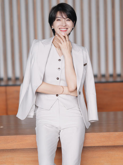 西装套装女2022春秋新款职业装气质女神范休闲西服外套正装 商品图2