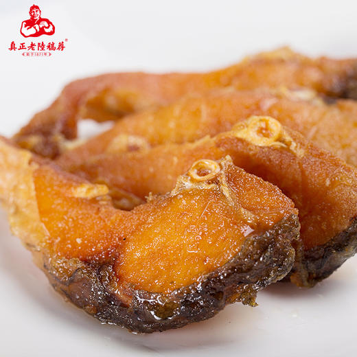 真正老陆稿荐稿荐熏鱼200克盒装 商品图3