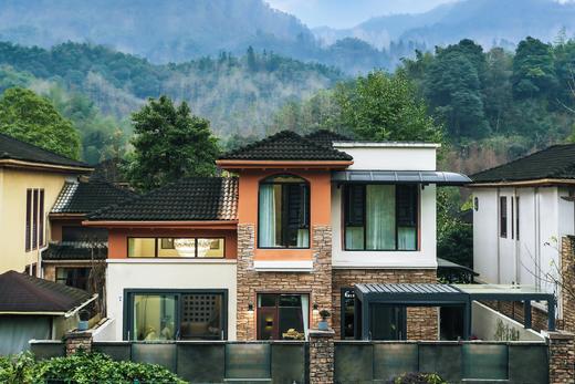 【大邑花水湾·443号院】4房温泉私汤别墅，豪华现代风别墅小院，可唱K、私人影院、儿童游玩、带暖气，来西岭雪山下泡汤HY 商品图0