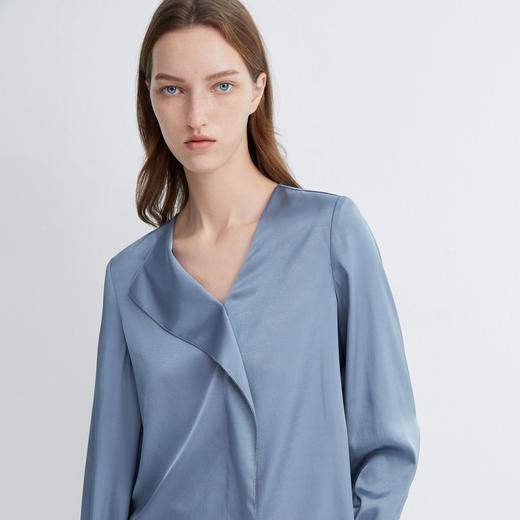 INSUN恩裳2022春季新款女单上衣9C32170030 商品图3