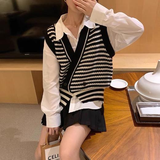 岚可可条纹撞色爆款针织马甲 商品图2