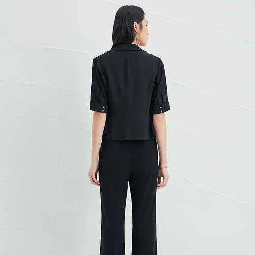 EITIE爱特爱春季新款黑色西装领时尚通勤显瘦网纱拼接短外套6603304 商品图4