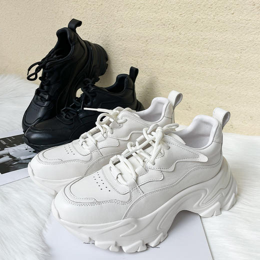 原价399，秒杀199【经典百搭老爹鞋】矮个子福音！显高显腿长！久穿不累脚 ！一姐亲测！做工精细 有质感 黑白两色可选，可甜可咸 商品图10