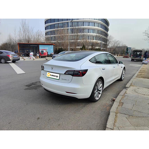 特斯拉 Model3 改款 标准续航后驱升级版 【月租-成都】 商品图3