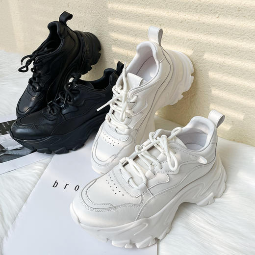 原价399，秒杀199【经典百搭老爹鞋】矮个子福音！显高显腿长！久穿不累脚 ！一姐亲测！做工精细 有质感 黑白两色可选，可甜可咸 商品图7