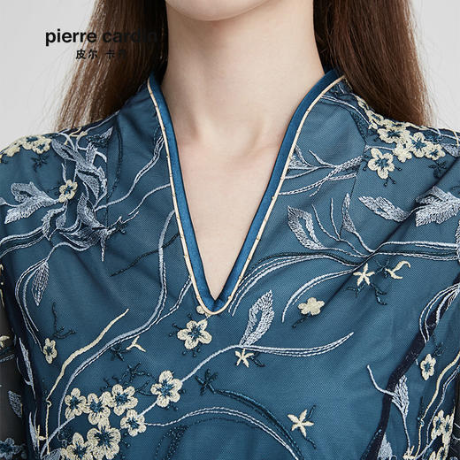 皮尔卡丹女装夏季新款蓝色短袖蕾丝连衣裙淑女裙P0246DS80N3
 商品图3