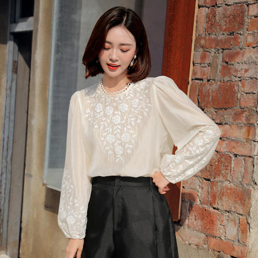 衬衫女薄款早春2022新款设计感小众泡泡袖上衣  YYM571 商品图0
