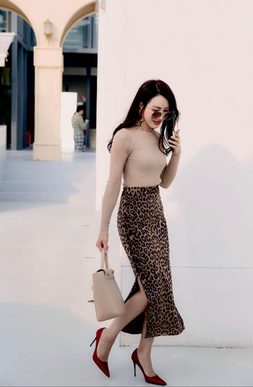 “野性”豹纹半裙 四季可穿 野性魅力 高级冷艳J20454794颈袖添香 商品图4