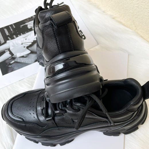 原价399，秒杀199【经典百搭老爹鞋】矮个子福音！显高显腿长！久穿不累脚 ！一姐亲测！做工精细 有质感 黑白两色可选，可甜可咸 商品图8