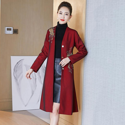 22年春季新款高贵夫人中年婚宴礼服外套大码中长款风衣 LC2218 商品图2