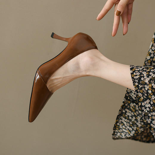 OLD-A609aa复古法式气质尖头高跟鞋女2022新款性感细跟通勤职业浅口四季单鞋 商品图0