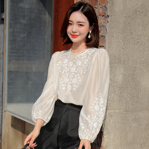 衬衫女薄款早春2022新款设计感小众泡泡袖上衣  YYM571 商品图2