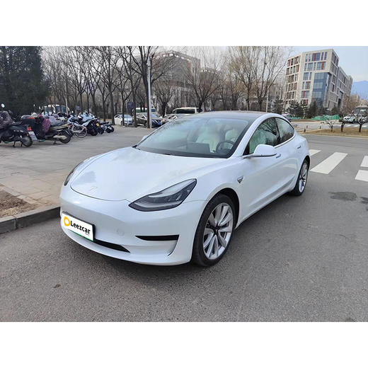 特斯拉 Model3 改款 标准续航后驱升级版 【月租-成都】 商品图4