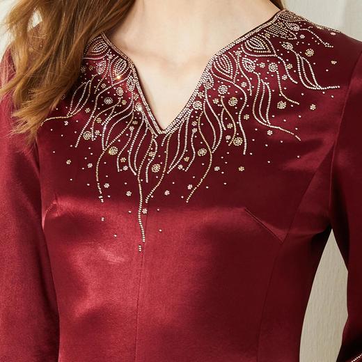 [LC851]斯尔丽瑟俪2022年春上新优雅小V领烫钻合身及膝礼服连衣裙 商品图4