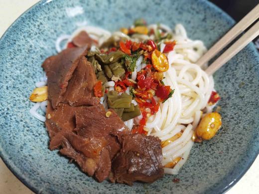 湖南常德牛肉米粉圆粉 大块牛肉  麻辣味  新日期 满88包邮 天气炎热请放冰箱冷藏保存 商品图2