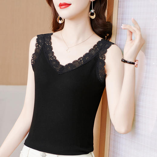 MZ800454 2022夏季运动针织内搭纯色吊带型莫代尔蕾丝V领修身型拼接小背心 商品图4