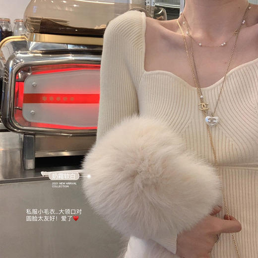 金蘑菇菇【轻奢大衣伴侣～】肥肥狐狸毛围脖～让外套变更精致 商品图0