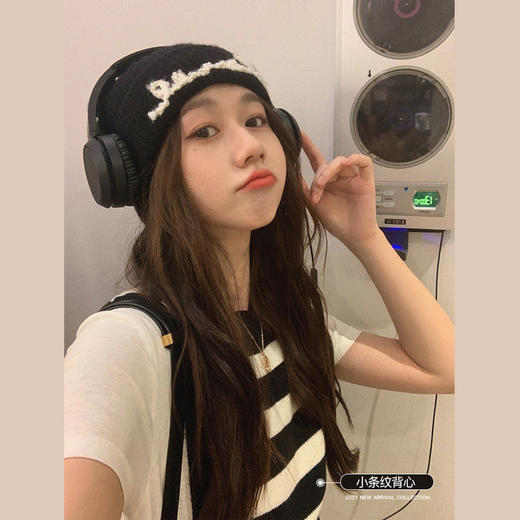 金蘑菇菇【back to school开学季】黑白学院系洋气针织开衫，小条纹款就是有2个洞不是破哦~ 商品图5