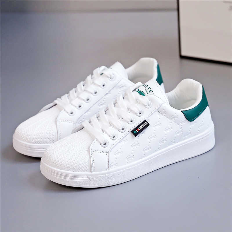 男女同款,经典百搭 轻便柔软 cartelo卡帝乐鳄鱼 贝壳头情侣小白鞋