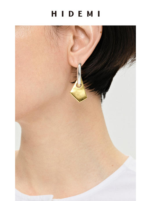 HIDEMI简约几何设计感不对称可拆卸式红色烤金耳环 商品图10