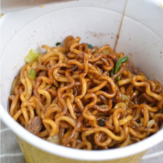 【2.18视频号】65gPALDO牌泡菜先生杯面（汤面）/75gPALDO牌泡菜先生杯面（拌面）/65gPALDO牌炸酱拌面杯面 商品图5
