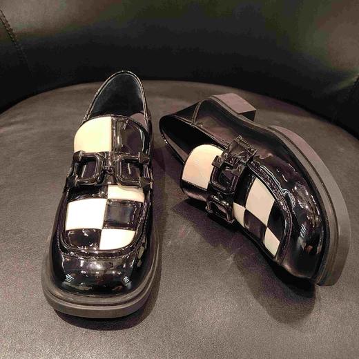 lfgj   bp801 方头单鞋一脚蹬英伦风格子漆皮软皮两穿乐福鞋 商品图4