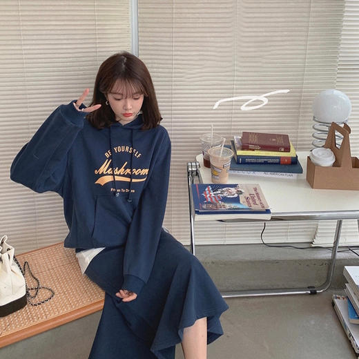 金蘑菇菇【 假日甜心 自制周末卫衣】多版本字母印花连帽减龄卫衣 商品图2