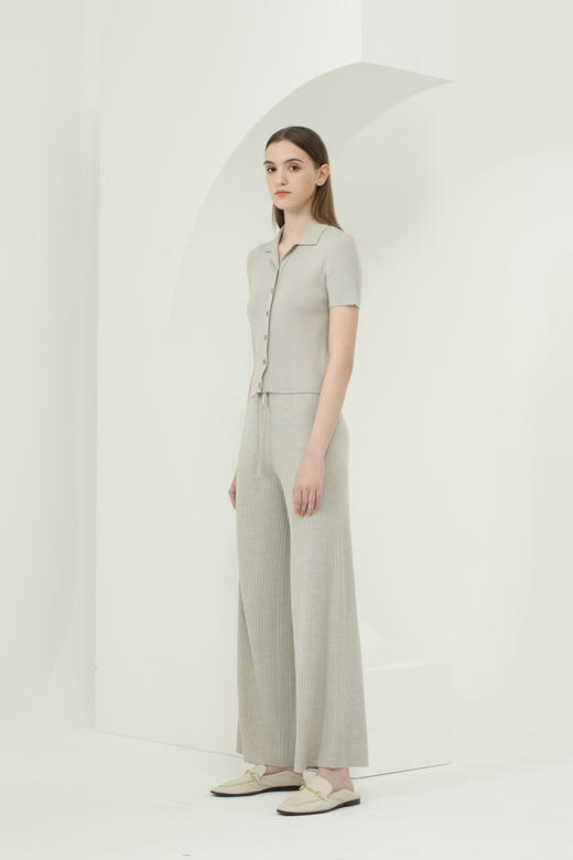 CARA时尚翻领短袖针织开衫	KB221MKC0004 商品图1